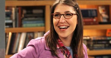 Looking Back On Our Exclusive Interview with Big Bang Theory’s Mayim Bialik