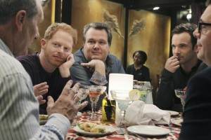 Modern Family 2.18 &#8220;Boys&#8217; Night&#8221; Review