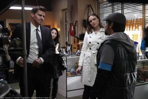 Bones 5×15 “The Bones on the Blue Line” review