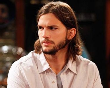 Two and a Half Men 9.02 “People Who Love Peepholes” Review