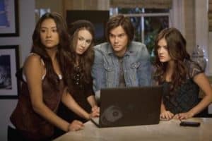 Pretty Little Liars Episode 2.15 Review: At Wit&#8217;s End