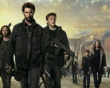 Falling Skies Season 2 Review