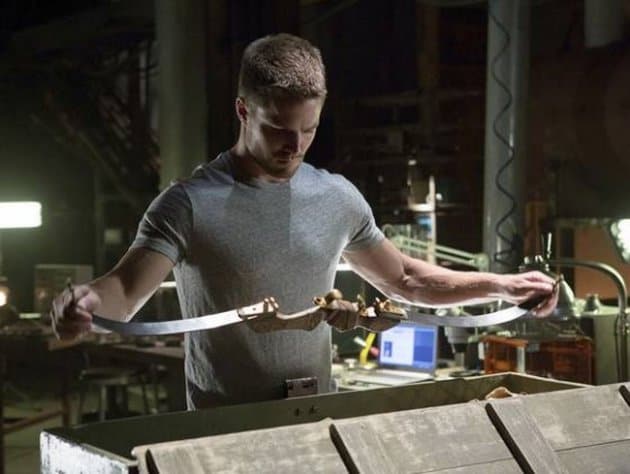 Five Ways Arrow is Already Better than Smallville