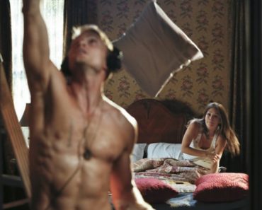 hart of dixie wade shirtless