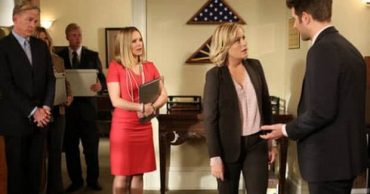 Parks and Recreation 6.03 Review: “The Pawnee-Eagleton Tip Off Classic”