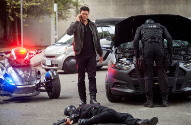 Almost Human 1.05 Review: ”Blood Brothers”