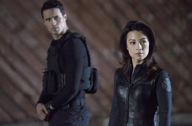 Agents of SHIELD 1.10 Review: ”The Bridge”