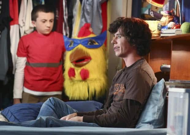 The Middle 5.11 Review: “War of the Hecks”