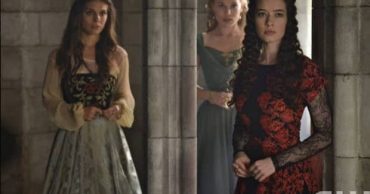 Reign 1.10 Review: “Sacrifice”