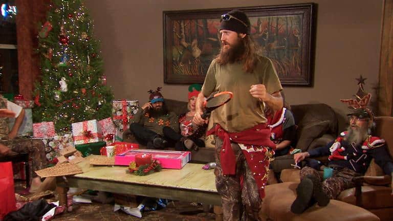 Duck Dynasty Season 7 Episode 4 Review: “A Home for the Holidays”