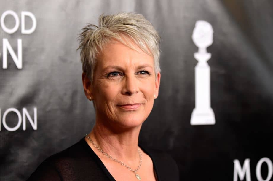 Jamie Lee Curtis Recreates Her Mom S Psycho Shower Sc - vrogue.co