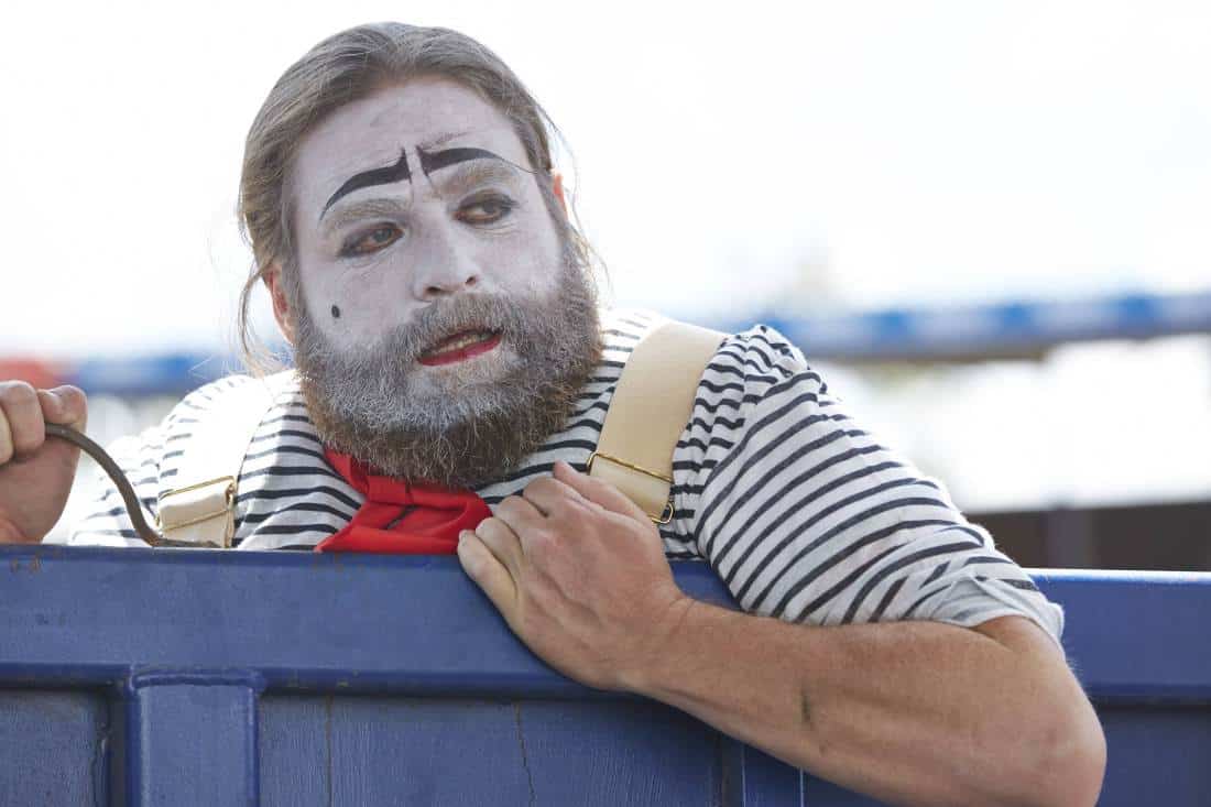 Five Life Lessons the Show “Baskets” Teaches Us