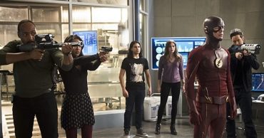 The Flash Season 2 Episode 18 Review: ”Versus Zoom”