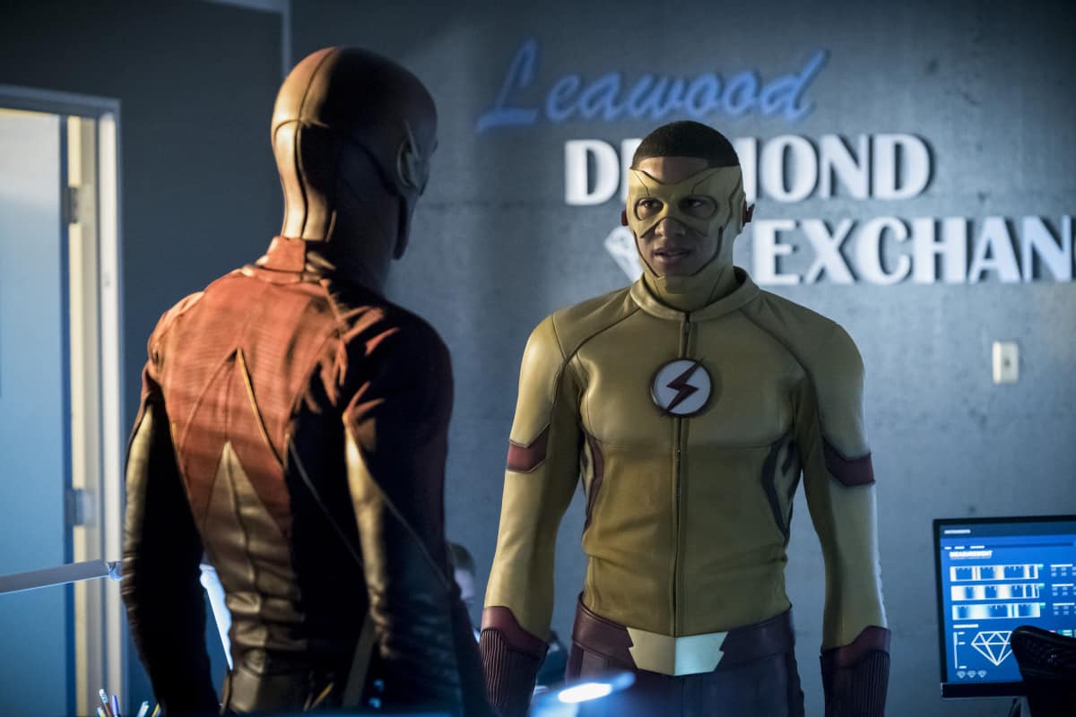 The Flash Season 3 Episode 10 Review: "Borrowing Problems from the Future"