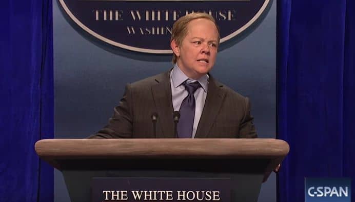 Melissa McCarthy Playing Sean Spicer on SNL was Genius