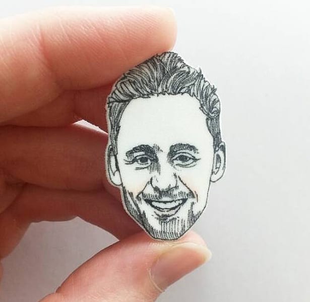 Tom Hiddleston Fandom Reaches All-Star Level With These Accessories