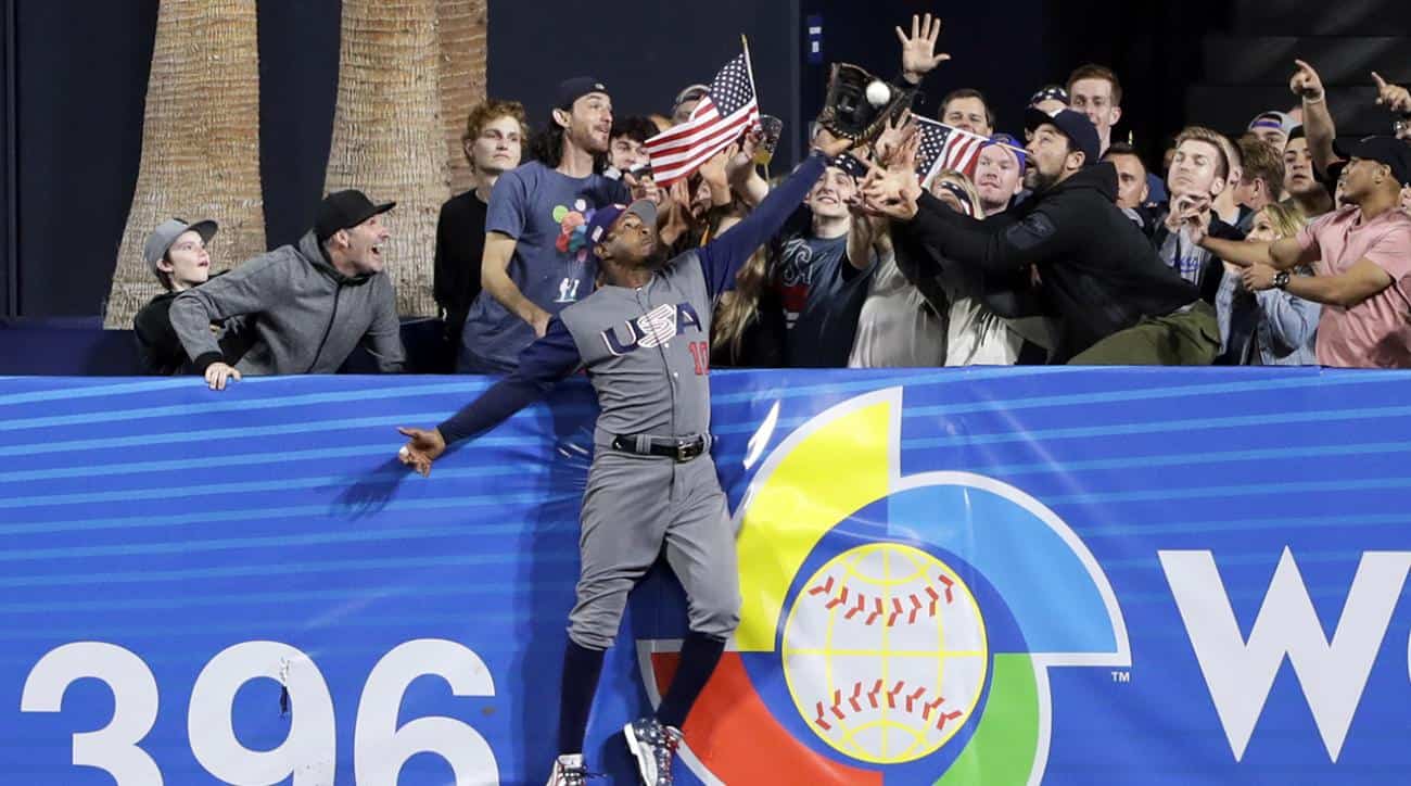 The Adam Jones Catch at the World Baseball Classic is Other Worldly