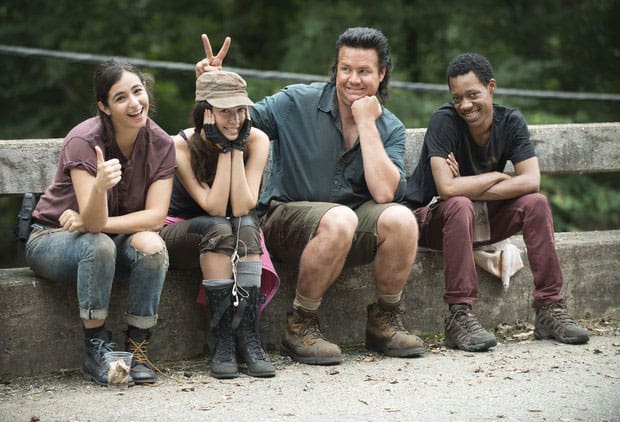 A Collection of Funny Behind the Scenes Pictures of The Walking Dead