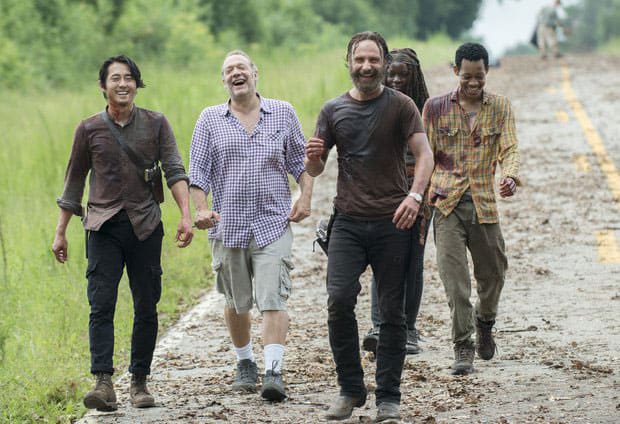 A Collection of Funny Behind the Scenes Pictures of The Walking Dead