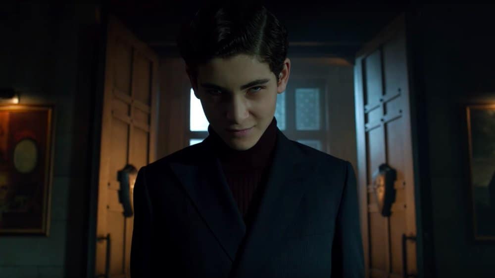 The Bruce Wayne Transformation Begins in Gotham Season 3 Promo