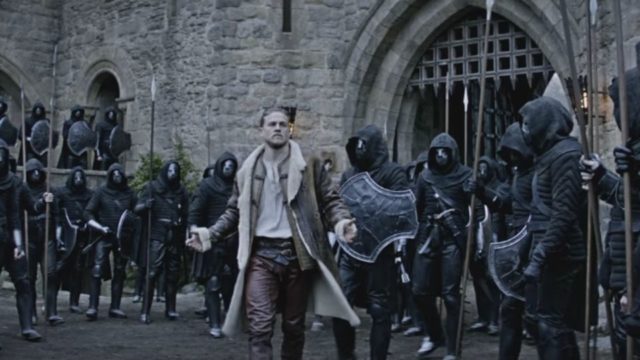 ‘King Arthur: Legend of the Sword&#8217; Is ‘Le Morte d&#8217;Arthur&#8217; by Way of ‘Snatch&#8217;