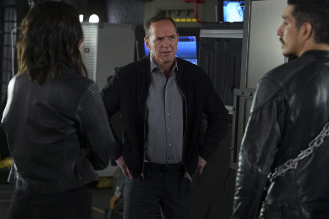 Agents of SHIELD Season 4 Episode 22 Review: "World's End"