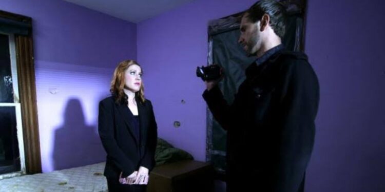Amy Allan in an episode of The Dead Files