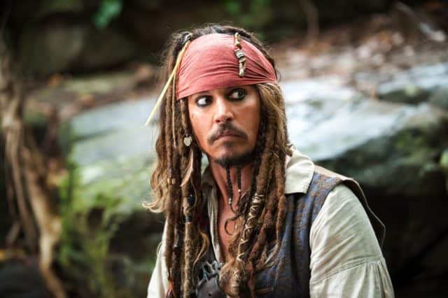 Johnny Depp Doesn&#8217;t Memorize His Lines: Has Them Fed Through an Earpiece