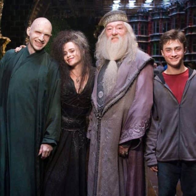 45 Awesome Behind the Scenes Photos of Harry Potter