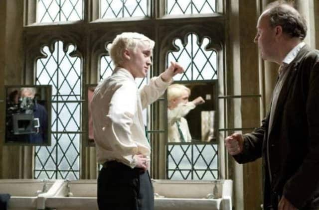 45 Awesome Behind the Scenes Photos of Harry Potter