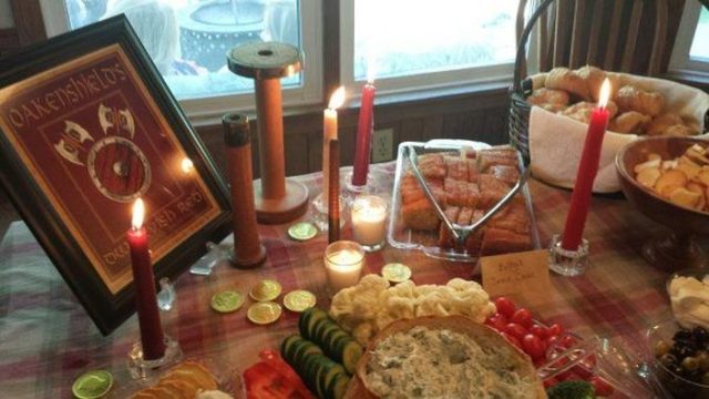 Best Girlfriend Ever Throws Impressive Lord Of The Rings Birthday Party