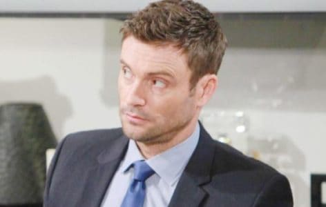 Young and the Restless: Victoria Breaks Bad News to Cane