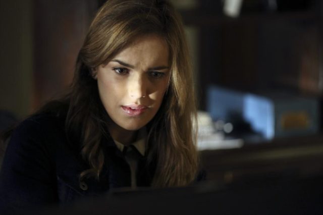 Five Things You Didn&#8217;t Know about Elizabeth Henstridge