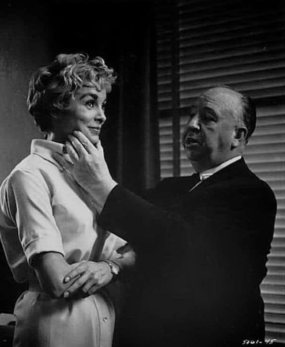 Amazing Behind the Scenes Shots from Alfred Hitchcock Sets