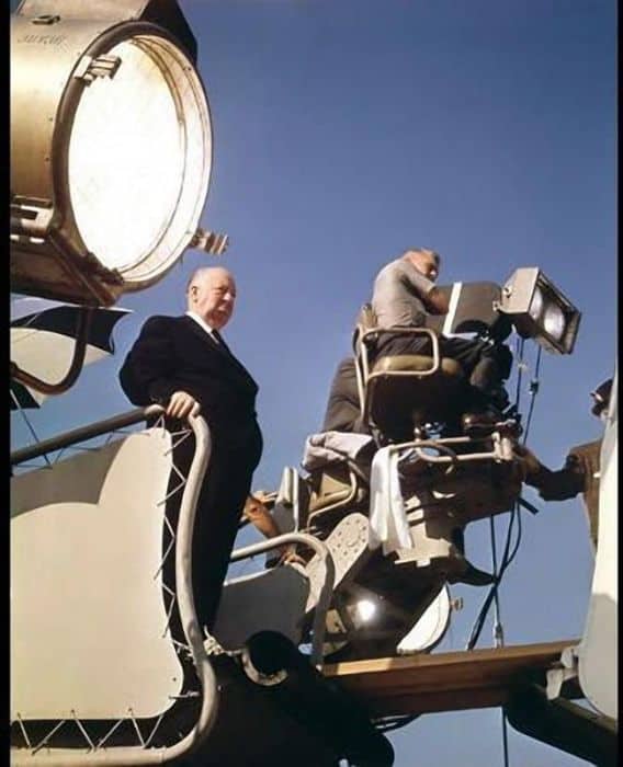 Amazing Behind the Scenes Shots from Alfred Hitchcock Sets