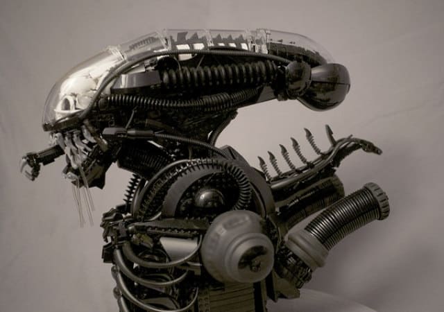 Check Out This Amazingly Crafted LEGO Xenomorph Bust