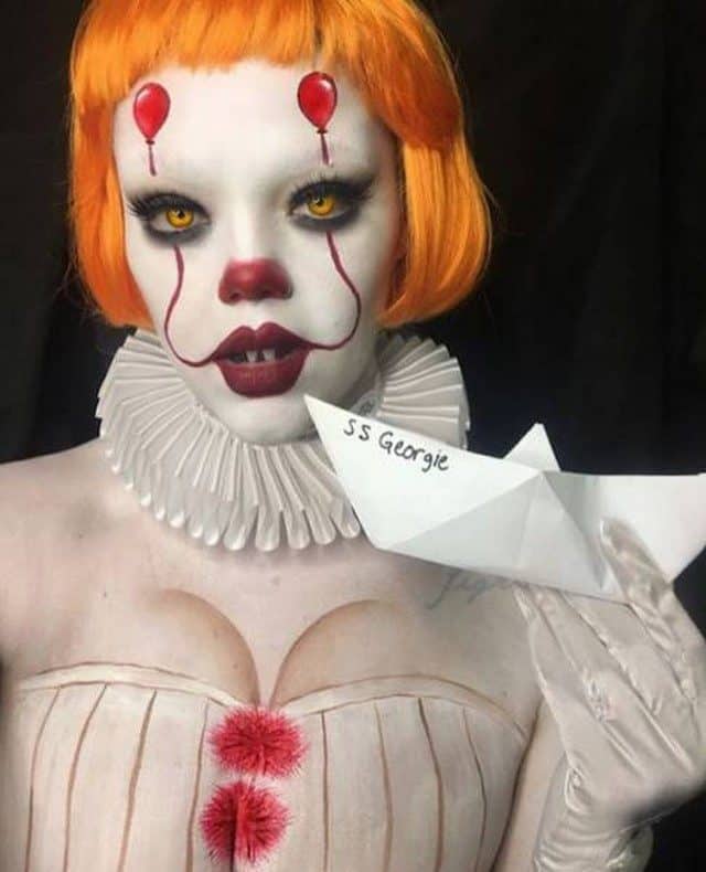 A Female Pennywise Costume Trend Has Arisen for Halloween