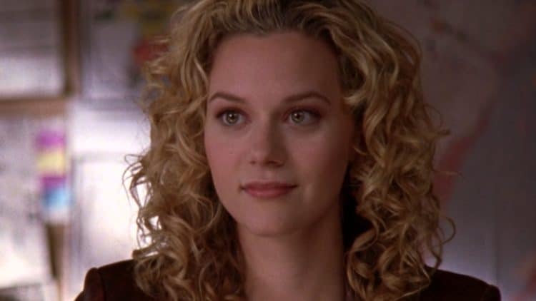 Five Things You Didn t Know about Hilarie Burton TVovermind