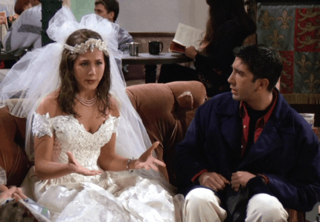 Friends: 5 Things We’ve Wondered While Watching an Episode