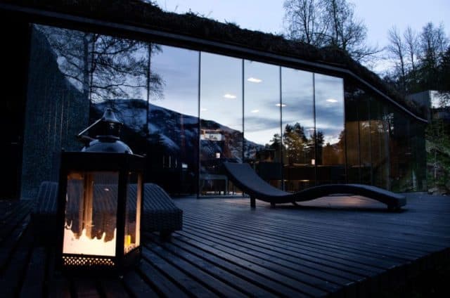 Home from &#8220;Ex Machina&#8221; Now a Hotel in Norway You Can Stay at Right Now