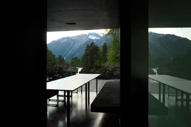 Home from &#8220;Ex Machina&#8221; Now a Hotel in Norway You Can Stay at Right Now