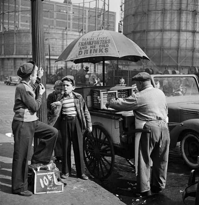 A 17-Year-Old Stanley Kubrick&#8217;s Photos Of 1940s New York