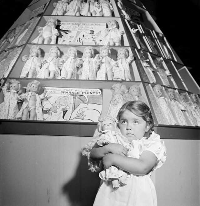 A 17-Year-Old Stanley Kubrick&#8217;s Photos Of 1940s New York