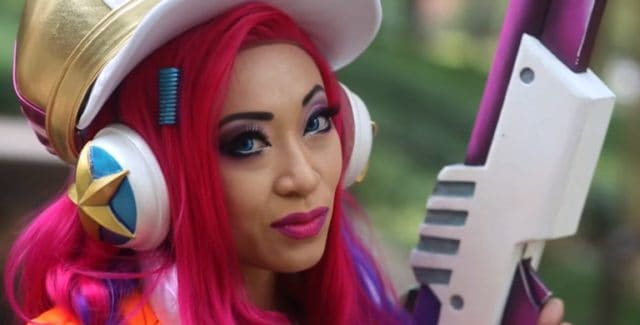 “Beat Down Boogie” Films 7 Years of League of Legends Cosplay in this Video