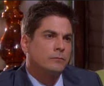 Days of Our Lives: Lucas Can&#8217;t Cope