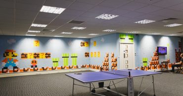 Super Mario Post-it Mural Made with 6223 Notes