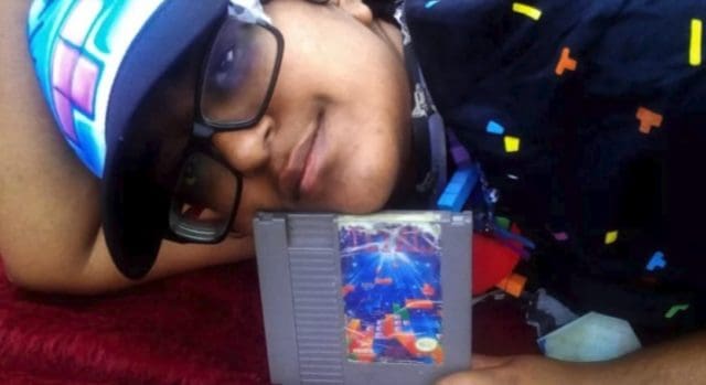 Insane Florida Woman Plans to Marry a Tetris Cartridge