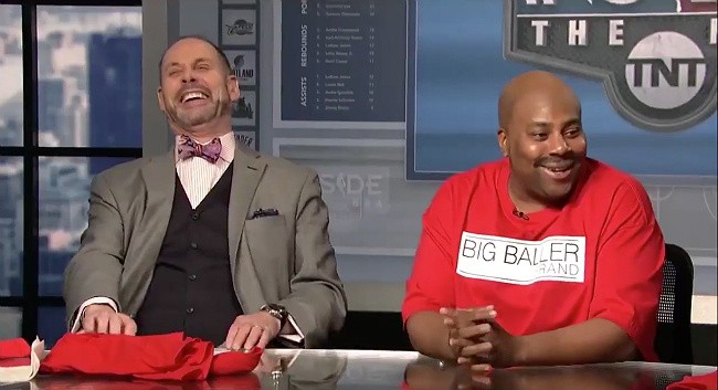 SNL’s Kenan Thompson Crashes “Inside The NBA” As LaVar Ball