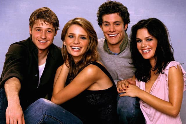 10 Behind-The-Scenes Secrets Fans Didn&#8217;t Know About The O.C.