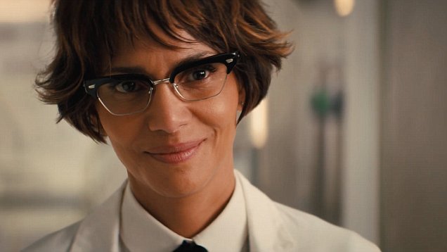 How Halle Berry’s Hairstyle Has Evolved Since the Movie “Boomerang”